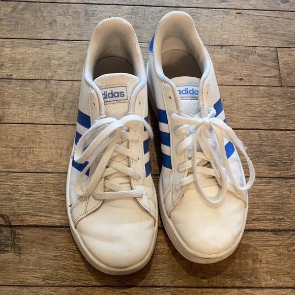 Blue adidas - Picture 2 of 5